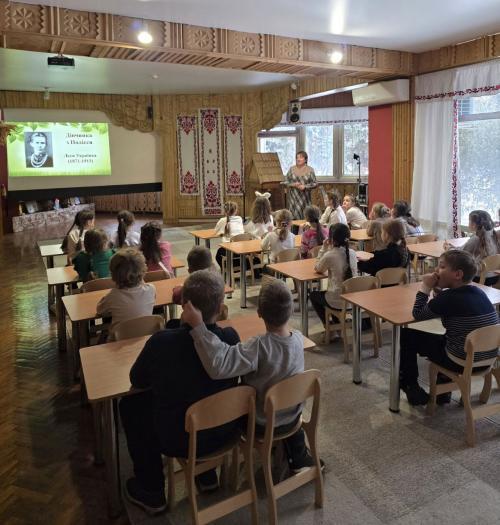 Творчість й особистість Лесі Українки відкривали дітям через слово, гру й факти