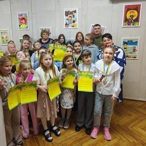 Виставка дитячих робіт «Кольори людства» відкрилася в бібліотеці