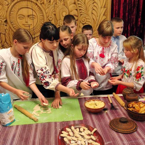 Кулінарний майстер-клас «Традиції смакують: секрети приготування городищенських шпачків»